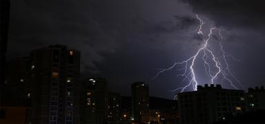 Bu ak�ama dikkat! Marmara B�lgesi i�in sa�anak uyar�s�