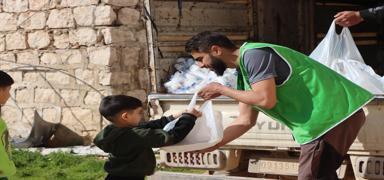 �HH'den �srail sald�r�lar� alt�ndaki L�bnan'a ramazan yard�m�: 1 milyonu a�k�n ki�i yerinden edildi