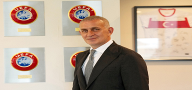 TFF Ba�kan� �brahim Hac�osmano�lu'ndan Ramazan Bayram� mesaj�