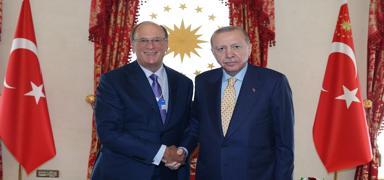 Cumhurba�kan� Erdo�an, WEF Ba�kan� Fink'i kabul etti