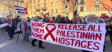 Filistin'e destek i�in bir araya geldiler: �sve�'te soyk�r�mc� �srail'e protesto