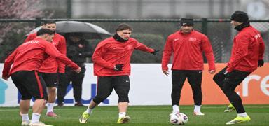 A Milli Futbol Tak�m�, Kosova ma��na haz�r