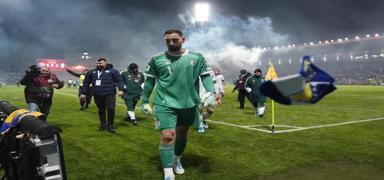 Gianluigi Donnarumma: �talya'y� ait oldu�u yere g�t�remedi�im i�in �zg�n�m