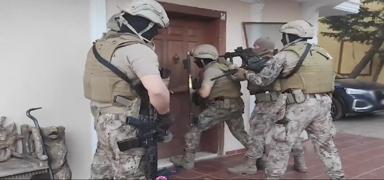 Zehir tacirlerine ge�it verilmedi: �ok say�da ��pheli yakaland�