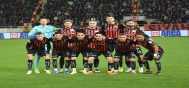 �orum FK'n�n galibiyet serisi sona erdi