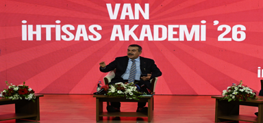 Yapay zeka vurgusu! Bakan Tekin: Yo�un bir etkinli�in i�erisindeyiz