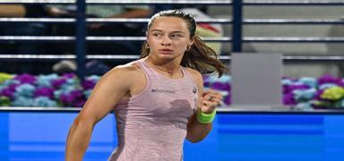 Milli sporcu Zeynep S�nmez ana tabloda! Stuttgart'ta b�y�k ba�ar�