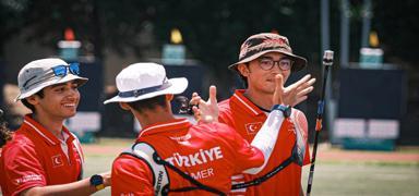 Millilerden, Ok�uluk D�nya Kupas�'nda 2 g�m�� ve 1 bronz madalya!