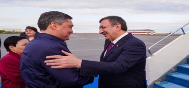 Cumhurba�kan� Yard�mc�s� Y�lmaz, Kazakistan'a geldi