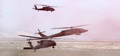 Konya semalar�nda dev tatbikat: G�k vatan�n koruyucular� bulu�tu