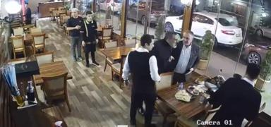 CHP'li Ataman'�n kovuldu�u mekana kur�un ya�muru