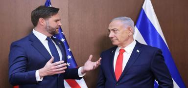 Ate�kes masas�nda deh�ete d���ren teslimiyet