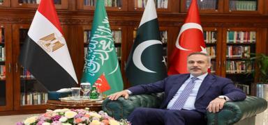 Orta Do�u i�in ��z�m aray���: Toplant�ya T�rkiye ev sahipli�i yapacak