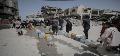 Gazze Bar�� Kurulu temsilcisinden '�srail k�s�tlamalar� yard�mlar� engelliyor' a��klamas�