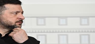 Zelenski, Trump y�netimini topa tuttu: D�ped�z sayg�s�zl�k