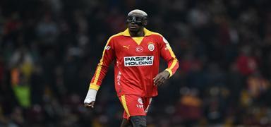 Osimhen hakeme tepki g�sterdi