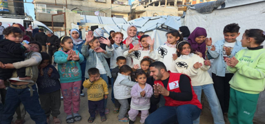 T�rk K�z�lay'dan Gazze'ye yard�m eli: Her g�n y�zlerce Filistinli �ocu�a destek