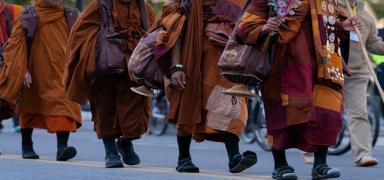 Sri Lanka'da Budist ke�i�lerin valizlerinden 110 kilo uyu�turucu madde ��kt�