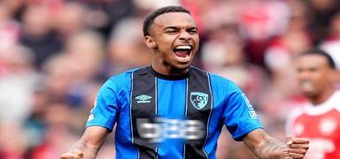 PSG'nin rakibi yine Arsenal: Transferde Junior Kroupi yar���