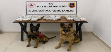 �hbar �zerine bask�n: Kilolarca uyu�turucu ele ge�irildi