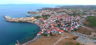 Bozcaada'ya yaz freni! Otob�s ve midib�slere ge�i� yasa��
