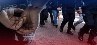 �stanbul merkezli 3 ilde uyu�turucu operasyonu: 54 ��pheli g�zalt�nda