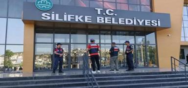 CHP'li Silifke Belediyesine y�nelik r��vet soru�turmas�! 2 zanl� tutukland�