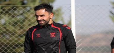Murat Paluli, 1 y�l daha Sivasspor'da