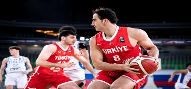 Milliler, �talya kar��s�nda sonunu getiremedi