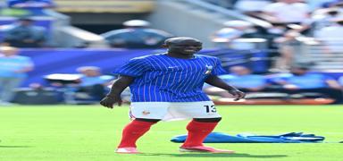 N'Golo Kante'den milli tak�m karar�